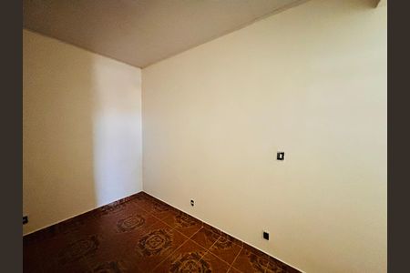Quarto de casa para alugar com 1 quarto, 20m² em Novo Osasco, Osasco