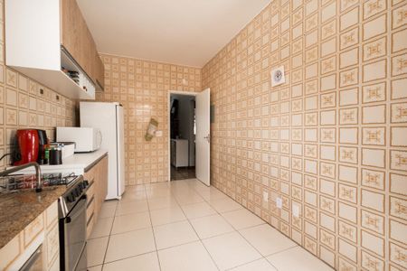 Apartamento à venda com 254m², 2 quartos e 3 vagas Apartamento à venda com 254m², 2 quartos e 3 vagasCozinha