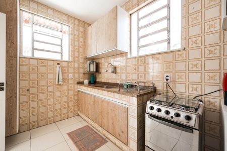 Apartamento à venda com 254m², 2 quartos e 3 vagas Apartamento à venda com 254m², 2 quartos e 3 vagasCozinha