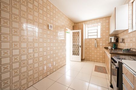 Apartamento à venda com 254m², 2 quartos e 3 vagas Apartamento à venda com 254m², 2 quartos e 3 vagasCozinha