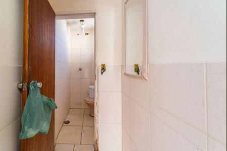 Lavabo da Garagem de casa à venda com 5 quartos, 380m² em Vila Valparaíso, Santo André