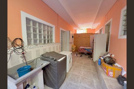 Casa à venda com 100m², 5 quartos e 2 vagasÁrea de Serviço