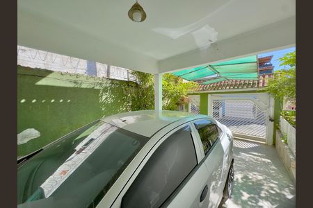 Casa à venda com 100m², 5 quartos e 2 vagasGaragem