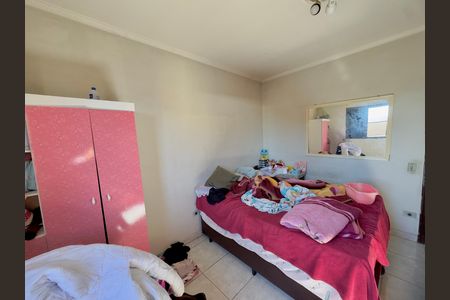 Casa à venda com 100m², 5 quartos e 2 vagasQuarto 5