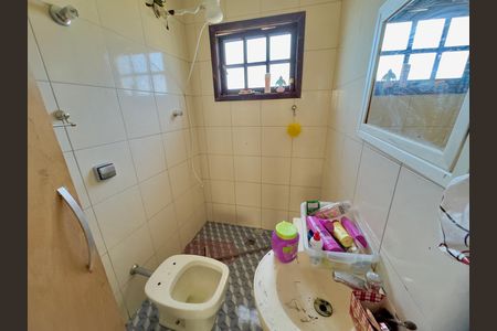 Casa à venda com 100m², 5 quartos e 2 vagasBanheiro 2