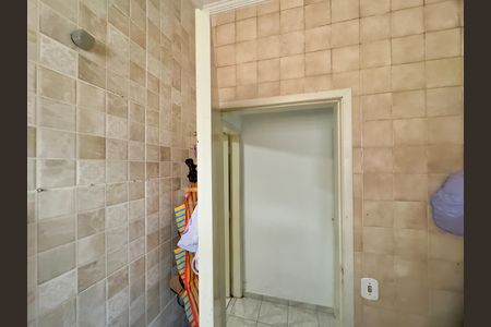 Casa à venda com 100m², 5 quartos e 2 vagasBanheiro 1