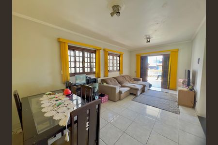 Casa à venda com 100m², 5 quartos e 2 vagasSala 2