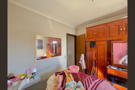 Casa à venda com 100m², 5 quartos e 2 vagasQuarto 5