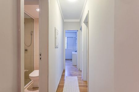 Apartamento à venda com 70m², 3 quartos e 2 vagas Apartamento à venda com 70m², 3 quartos e 2 vagasCorredor