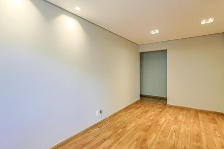 Apartamento à venda com 70m², 3 quartos e 2 vagas Apartamento à venda com 70m², 3 quartos e 2 vagasSala