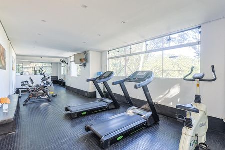 Apartamento à venda com 70m², 3 quartos e 2 vagas Apartamento à venda com 70m², 3 quartos e 2 vagasÁrea comum - Academia