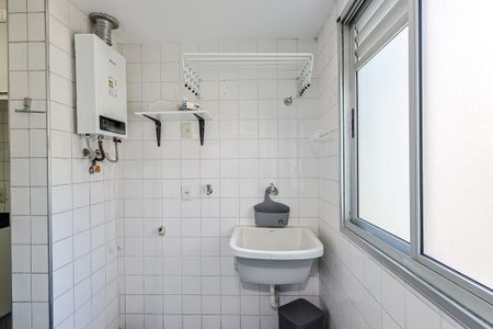 Apartamento à venda com 70m², 3 quartos e 2 vagas Apartamento à venda com 70m², 3 quartos e 2 vagasÁrea de Serviço