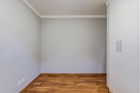 Apartamento à venda com 70m², 3 quartos e 2 vagas Apartamento à venda com 70m², 3 quartos e 2 vagasQuarto 1