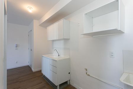 Apartamento para alugar com 38m², 2 quartos e 1 vaga Apartamento para alugar com 38m², 2 quartos e 1 vagaCozinha e Área de Serviço