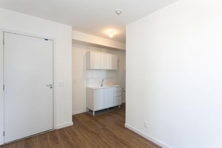 Apartamento para alugar com 38m², 2 quartos e 1 vaga Apartamento para alugar com 38m², 2 quartos e 1 vagaSala