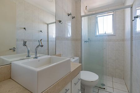 Apartamento para alugar com 64m², 2 quartos e 1 vaga Apartamento para alugar com 64m², 2 quartos e 1 vagaBanheiro da Suíte