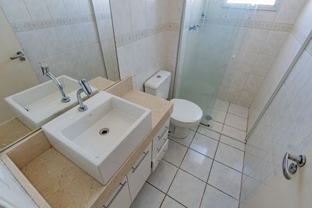 Apartamento para alugar com 64m², 2 quartos e 1 vaga Apartamento para alugar com 64m², 2 quartos e 1 vagaBanheiro da Suíte