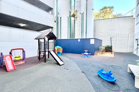 Apartamento à venda com 43m², 2 quartos e 1 vagaÁrea comum - Playground