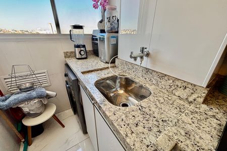 Apartamento à venda com 43m², 2 quartos e 1 vagaCozinha 