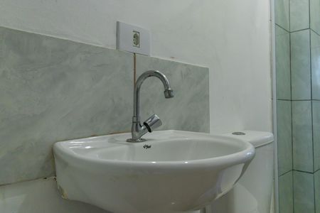 Casa para alugar com 60m², 1 quarto e sem vaga Casa para alugar com 60m², 1 quarto e sem vagaBanheiro - torneira