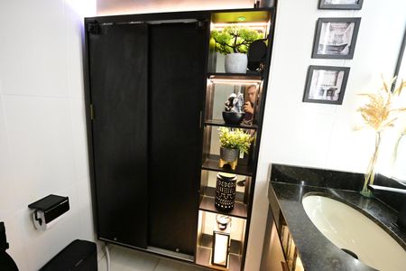 Apartamento à venda com 2 quartos, 56m² em Setor Bueno, Goiânia