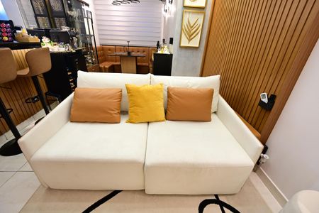 Apartamento à venda com 2 quartos, 56m² em Setor Bueno, Goiânia