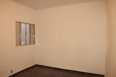 Casa para alugar com 2 quartos, 200m² em Jardim Guairaca, São Paulo