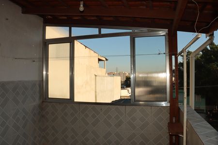 Casa para alugar com 2 quartos, 200m² em Jardim Guairaca, São Paulo