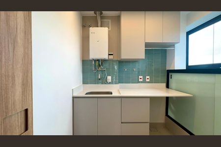 Área de Serviço de apartamento para alugar com 4 quartos, 163m² em Pinheiros, São Paulo