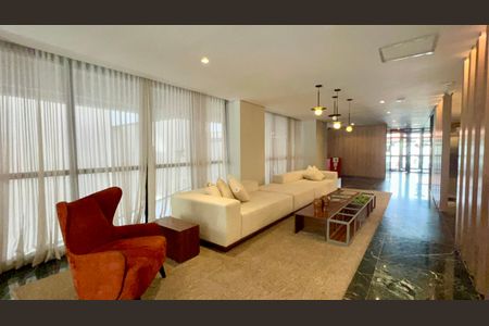 Hall de entrada de apartamento para alugar com 4 quartos, 163m² em Pinheiros, São Paulo