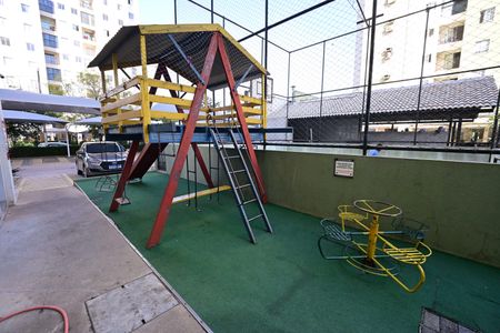 Apartamento à venda com 2 quartos, 77m² em Parque Oeste Industrial, Goiânia