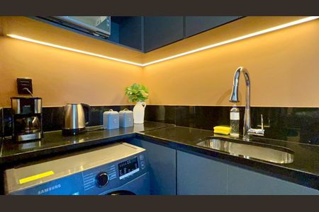 Cozinha - Armários de kitnet/studio para alugar com 1 quarto, 30m² em Vila Mariana, São Paulo