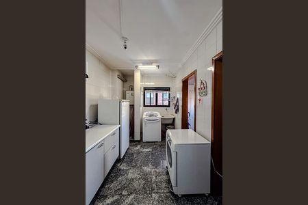 Área de Serviço de apartamento à venda com 4 quartos, 240m² em Vila Regente Feijó, São Paulo