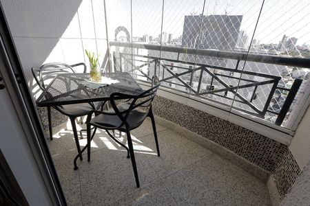Apartamento para alugar com 55m², 2 quartos e 1 vaga Apartamento para alugar com 55m², 2 quartos e 1 vagaSacada