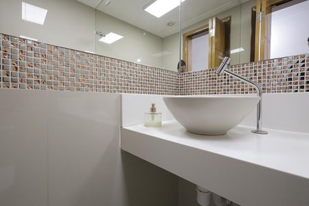 Apartamento para alugar com 55m², 2 quartos e 1 vaga Apartamento para alugar com 55m², 2 quartos e 1 vagaBanheiro