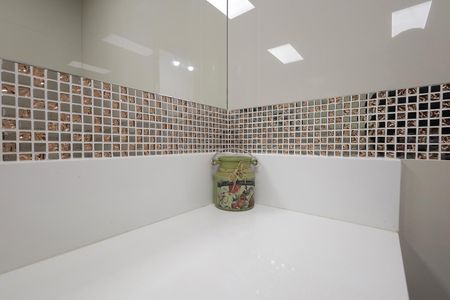 Apartamento para alugar com 55m², 2 quartos e 1 vaga Apartamento para alugar com 55m², 2 quartos e 1 vagaBanheiro