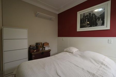 Casa de condomínio para alugar com 170m², 3 quartos e 2 vagasSuíte