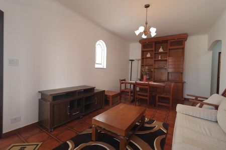 Sala de casa para alugar com 3 quartos, 200m² em Vila São José, São Paulo
