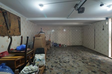Garagem de casa para alugar com 3 quartos, 200m² em Vila São José, São Paulo