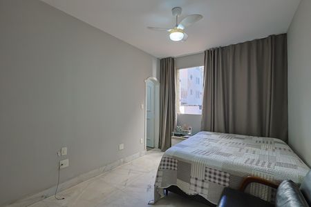 Apartamento à venda com 161m², 4 quartos e 3 vagas