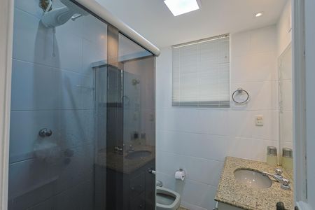 Apartamento à venda com 161m², 4 quartos e 3 vagas