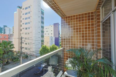 Apartamento à venda com 161m², 4 quartos e 3 vagas