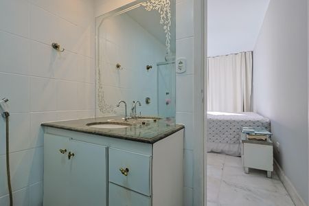Apartamento à venda com 161m², 4 quartos e 3 vagas