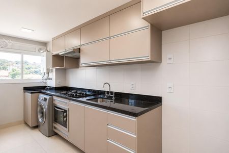 Cozinha de apartamento para alugar com 2 quartos, 55m² em Teresópolis, Porto Alegre