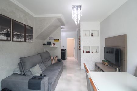 Sala de casa de condomínio para alugar com 2 quartos, 78m² em Cidade Ademar, São Paulo