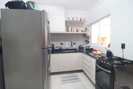 Cozinha de casa de condomínio para alugar com 2 quartos, 78m² em Cidade Ademar, São Paulo