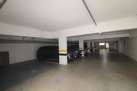 Garagem de casa de condomínio para alugar com 2 quartos, 78m² em Cidade Ademar, São Paulo