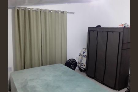Quarto de casa para alugar com 2 quartos, 80m² em Bambui, Maricá