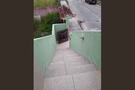 Área externa de casa para alugar com 2 quartos, 80m² em Bambui, Maricá