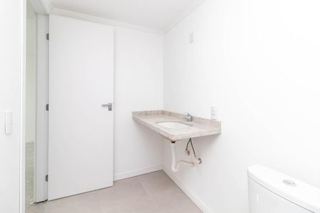 Banheiro do Quarto 3 de apartamento à venda com 3 quartos, 116m² em Nonoai, Porto Alegre